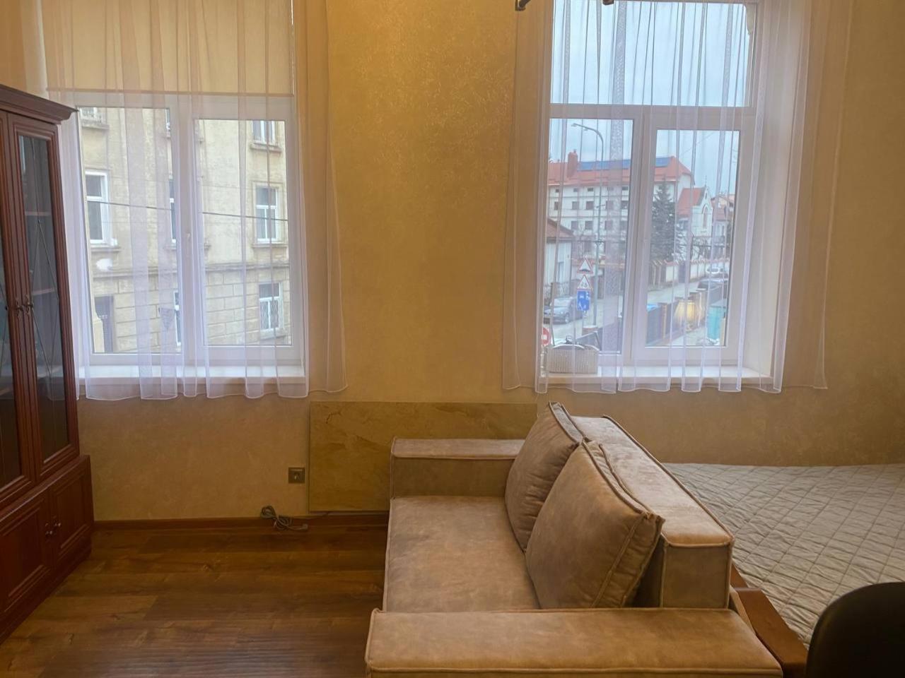 לבוב Апартаменти На Вулиці Антоновича מראה חיצוני תמונה